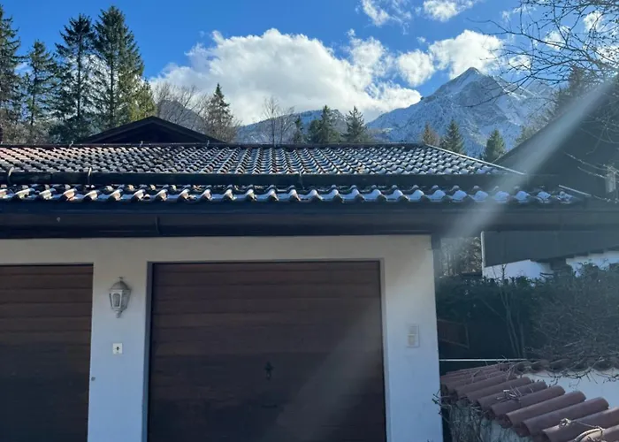 Kity Mit Terrasse Und Bergblick Grainau