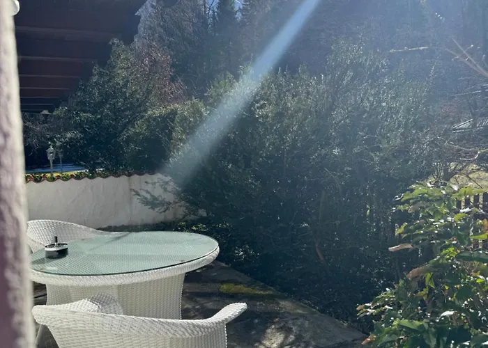 Kity Mit Terrasse Und Bergblick Grainau